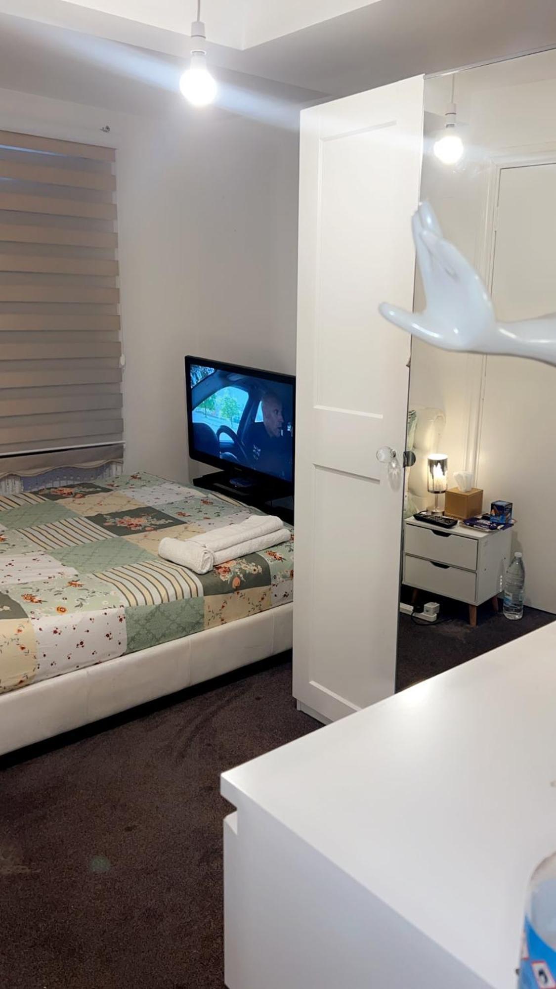 Deluxe Garden Apartment ลอนดอน ภายนอก รูปภาพ